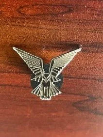 Lapel Badge - Members and Descendants